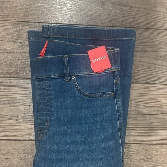 SORRY, THIS ITEM IS SOLD!